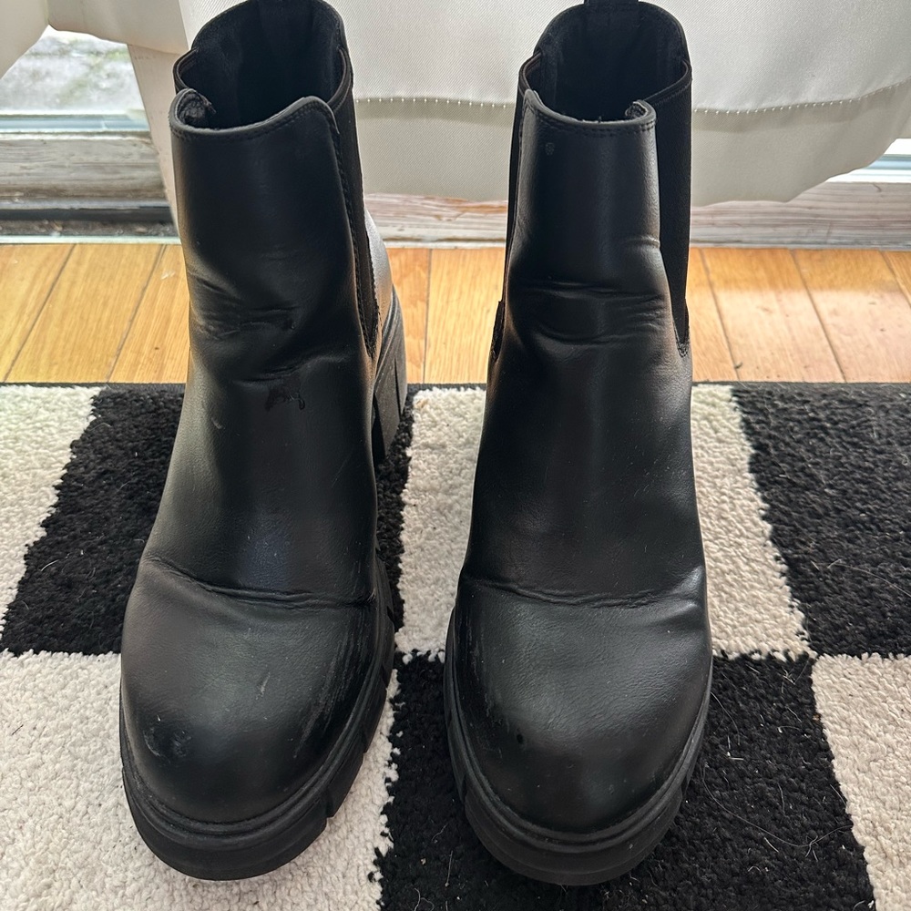 Misguided Boots